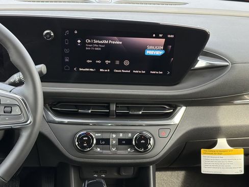 New 2026 Buick Envista Preferred w/ Convenience I Package FWD image 4