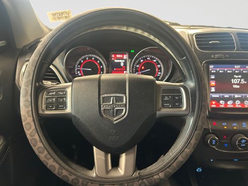 Used 2019 Dodge Journey Crossroad w/ Navigation Group FWD image 17