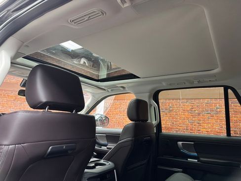 New 2025 Ford Expedition Platinum w/ Platinum Ultimate Package image 24