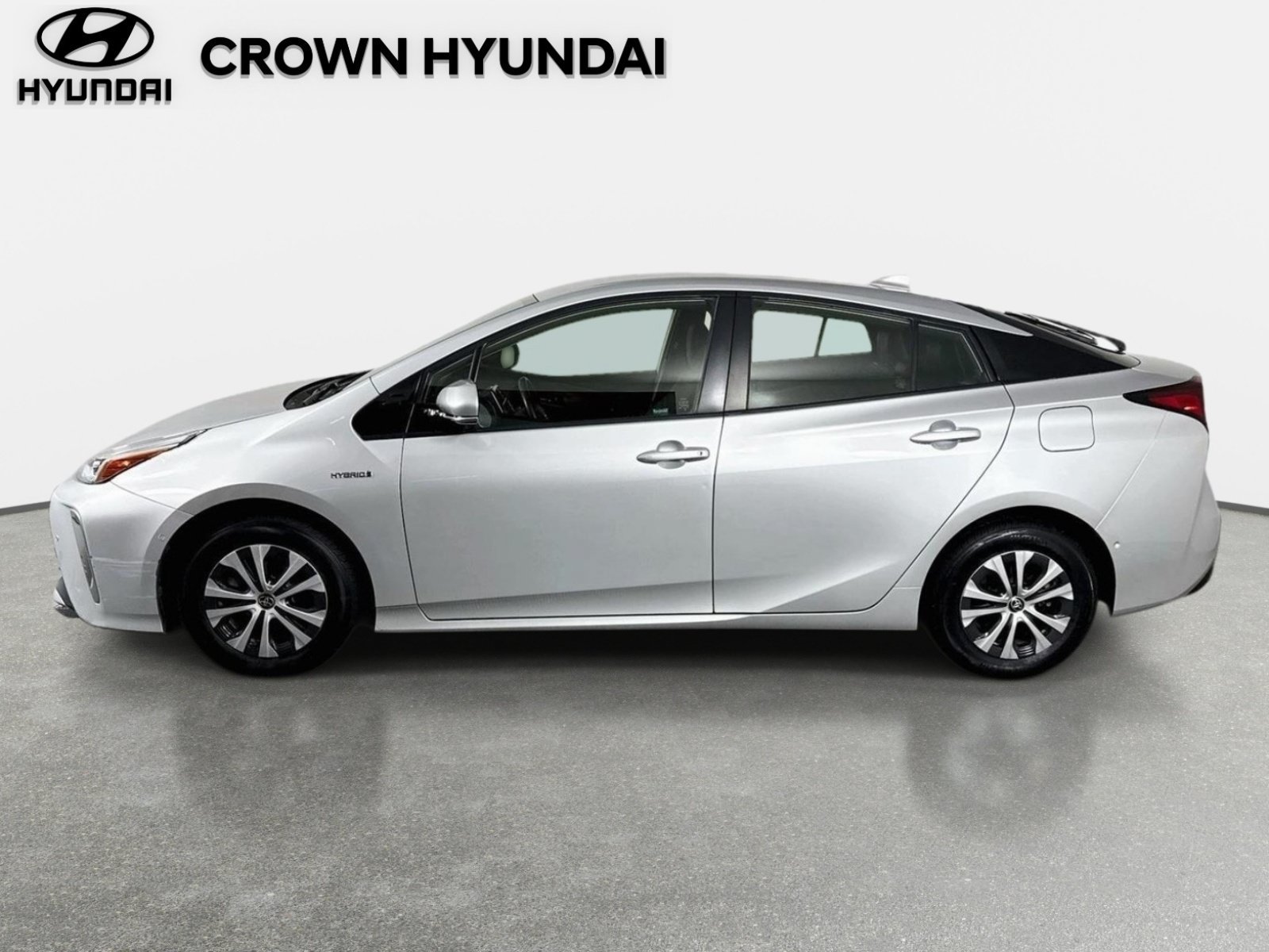 Used 2020 Toyota Prius XLE w/ Advanced Technology Package AWD/4WD image 9