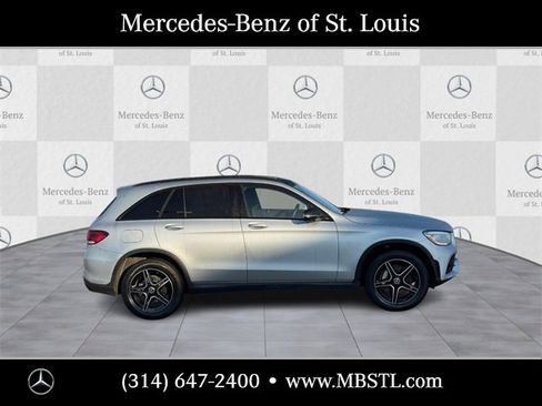 Certified 2022 Mercedes-Benz GLC 300 4MATIC image 2