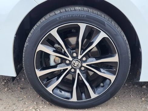 Used 2019 Toyota Corolla SE w/ Carpet Mat Package (TMS) FWD image 10