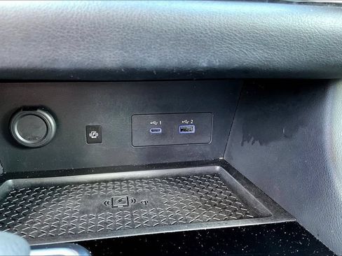 Used 2025 Nissan Pathfinder SL FWD image 18