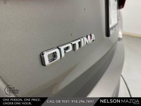 Used 2015 Kia Optima SX image 16