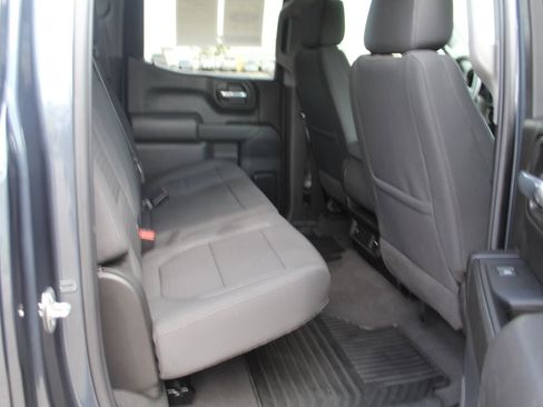 Used 2022 Chevrolet Silverado 1500 Custom Trail Boss AWD/4WD image 14