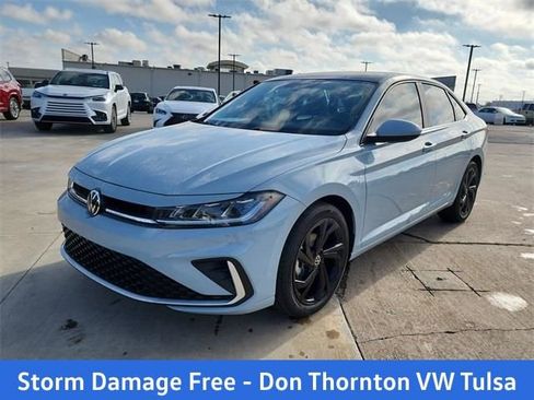 New 2026 Volkswagen Jetta SE FWD image 6