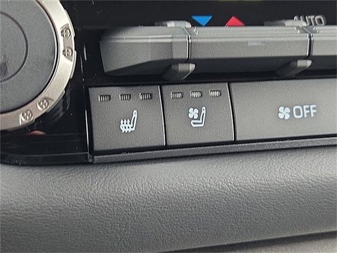 New 2026 Toyota Tundra Platinum image 22