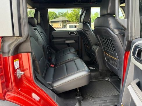 Used 2022 Ford Bronco Badlands AWD/4WD image 12
