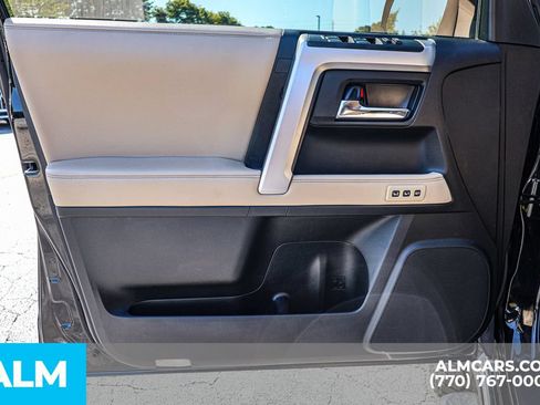 Used 2023 Toyota 4Runner Limited AWD/4WD image 44
