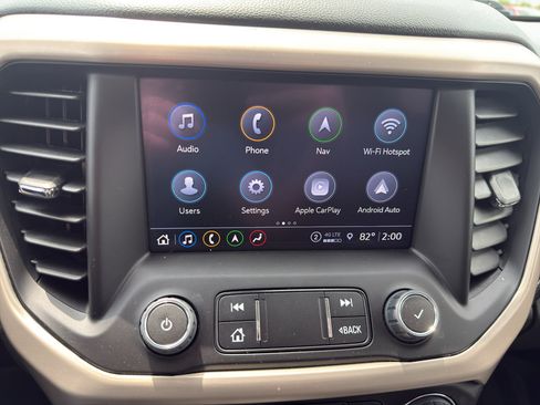 Used 2023 GMC Acadia Denali w/ Denali Technology Package FWD image 19