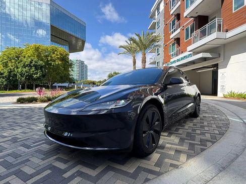Used 2024 Tesla Model 3 Long Range RWD image 6