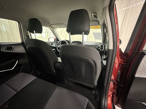 Used 2022 Kia Soul LX FWD image 17