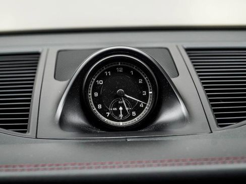 Used 2022 Porsche Macan S w/ Premium Package Plus image 34