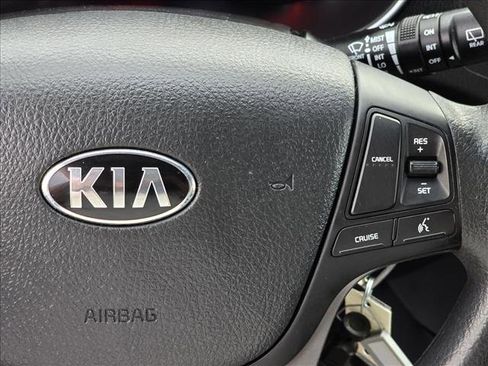 Used 2015 Kia Sorento LX image 15