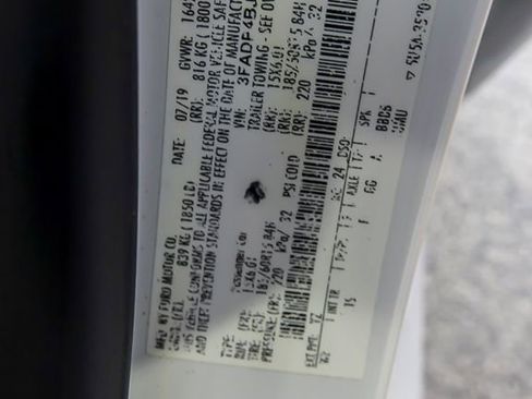 Used 2019 Ford Fiesta SE image 28