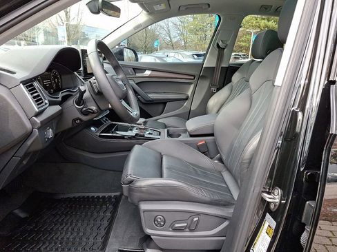 Used 2023 Audi Q5 e Premium Plus w/ Premium Plus Package image 15