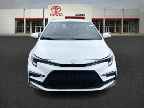 Certified 2025 Toyota Corolla SE image 2