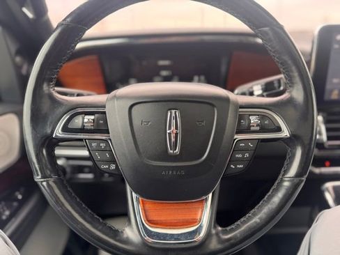 Used 2019 Lincoln Navigator L Reserve AWD/4WD image 12