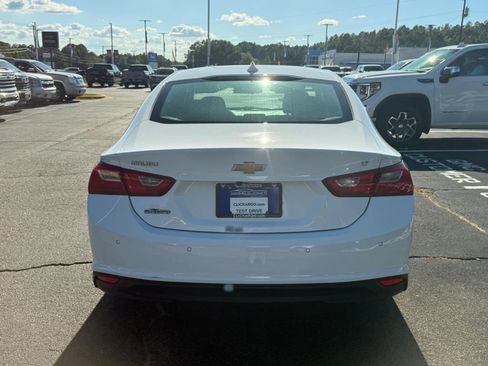 Used 2025 Chevrolet Malibu LT FWD image 15