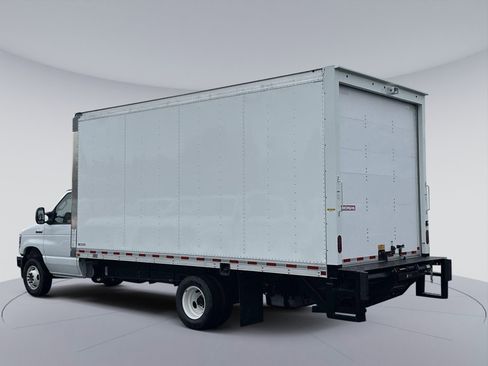 New 2025 Ford E-450 and Econoline 450 Super Duty w/ Power Equipment Group image 4