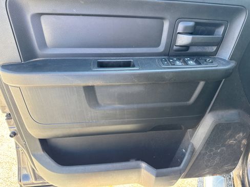 Used 2018 RAM 1500 Express w/ Express Value Package image 10