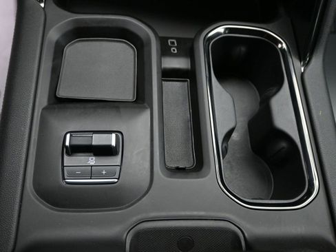 Used 2024 GMC Sierra 3500 AT4 w/ Technology Package image 35