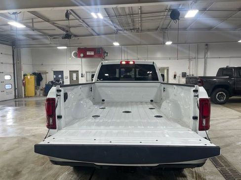 Used 2025 RAM 3500 Big Horn AWD/4WD image 23