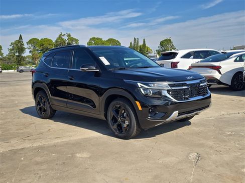 New 2026 Kia Seltos EX image 2