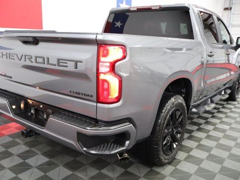 Used 2020 Chevrolet Silverado 1500 Custom w/ Infotainment Package RWD image 23