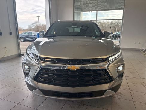 New 2026 Chevrolet Blazer LT w/ Convenience Package AWD/4WD image 2