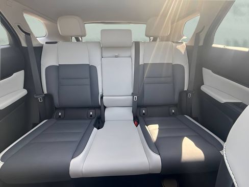 Used 2025 Honda Prologue Touring image 7