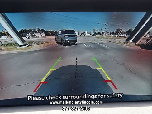 New 2026 Lincoln Navigator Premiere AWD/4WD image 16