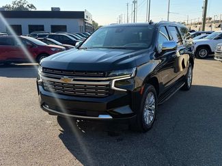 Used 2023 Chevrolet Suburban Premier w/ Premium Package 2 AWD/4WD video 1