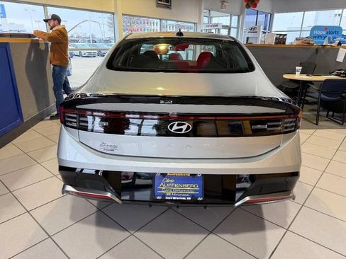 New 2026 Hyundai Sonata SEL FWD image 4