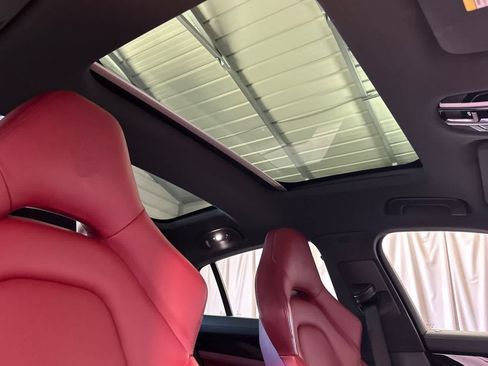 Used 2018 Porsche Panamera 4 AWD/4WD image 18