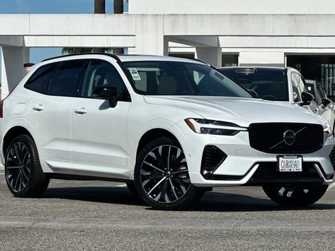 New 2026 Volvo XC60 T8 Ultra w/ Climate Package AWD/4WD image 2