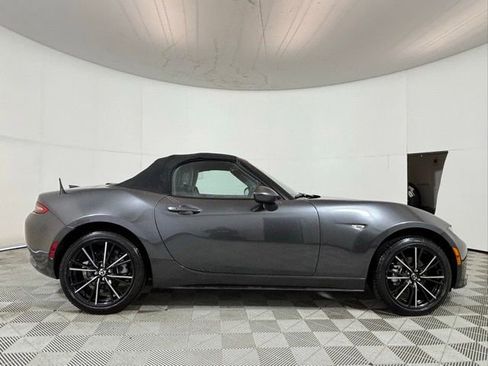 Used 2024 MAZDA MX-5 Miata Grand Touring RWD image 15