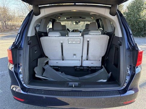 Used 2019 Honda Odyssey Touring image 12