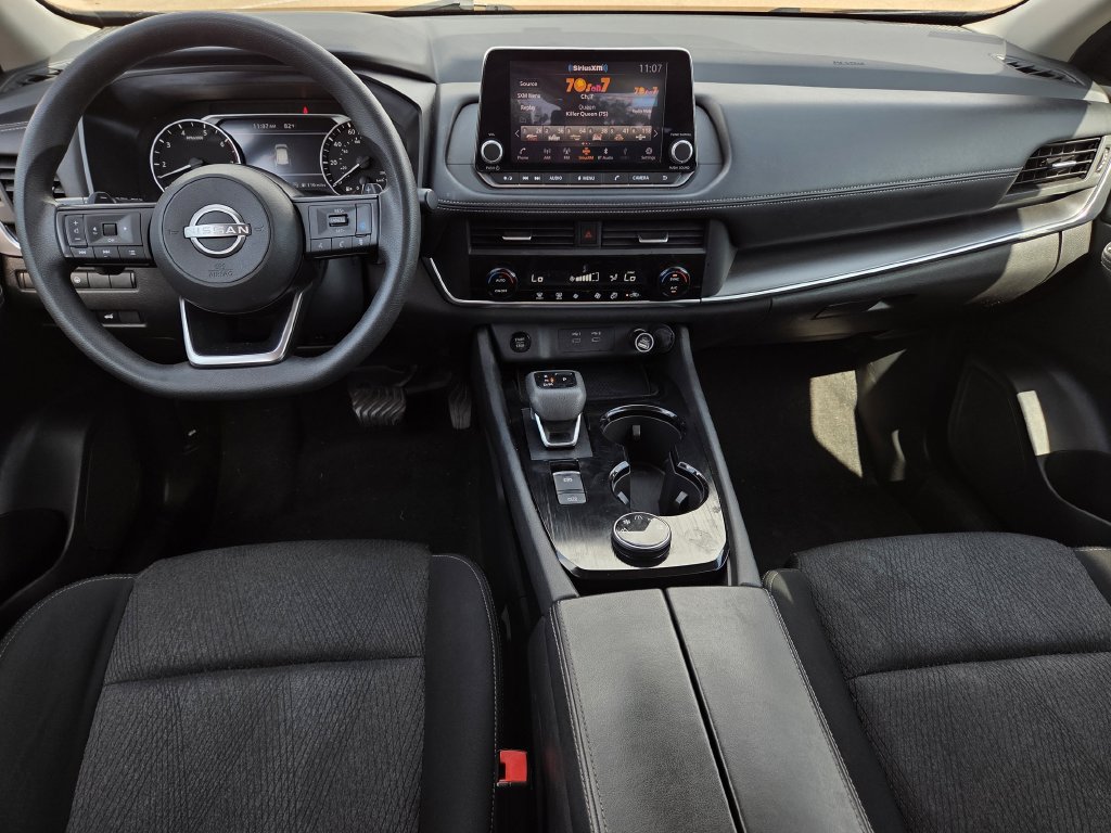 Used 2024 Nissan Rogue SV AWD/4WD image 29