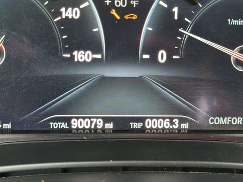 Used 2017 BMW 530i xDrive 530i xDrive image 19