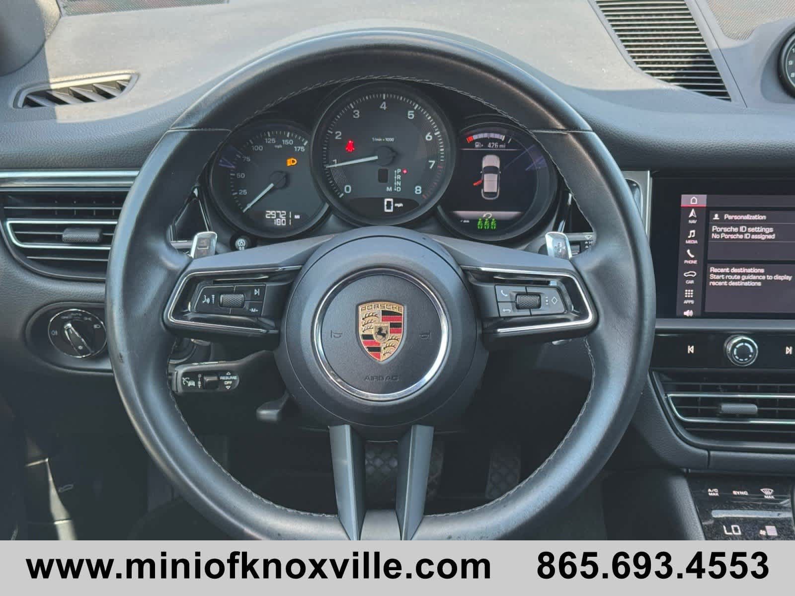 Used 2024 Porsche Macan AWD/4WD image 15