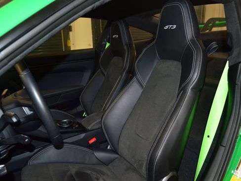 Certified 2023 Porsche 911 GT3 RWD image 5