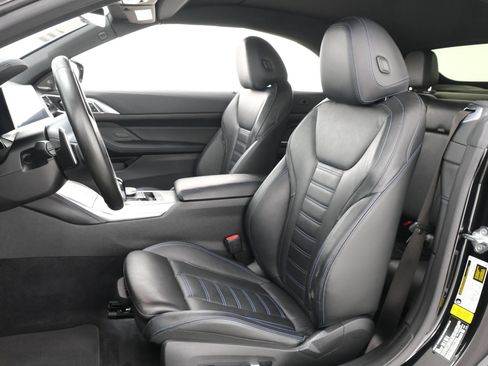 Used 2022 BMW M440i Convertible RWD image 33
