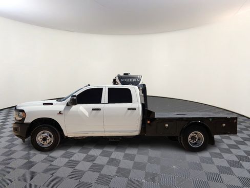 Used 2024 RAM 3500 Tradesman w/ Electrical Accessory Group image 2