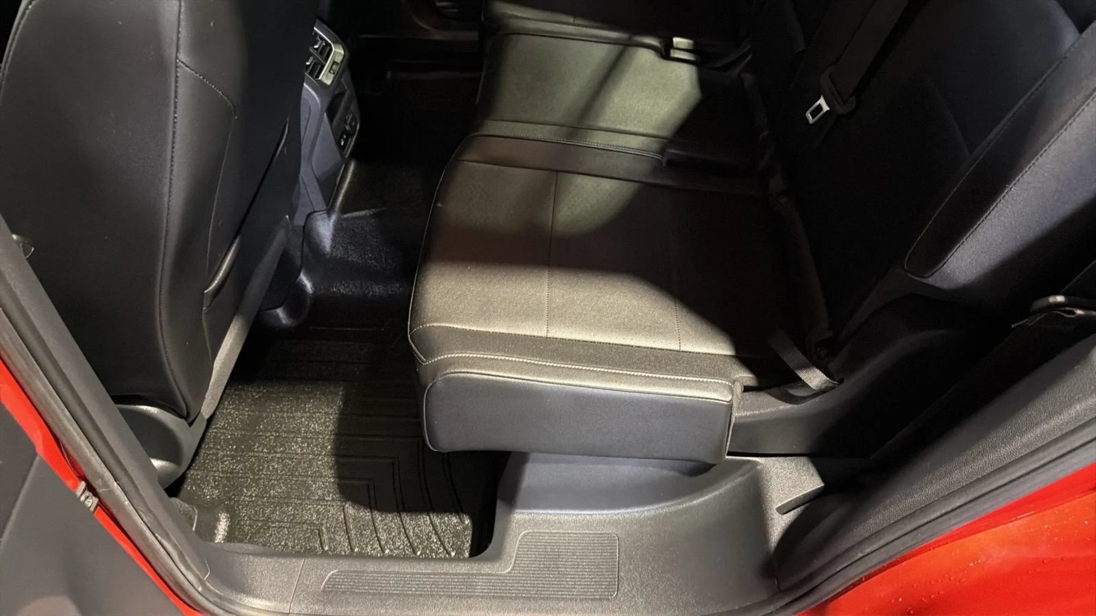 Used 2018 Volkswagen Tiguan SEL FWD image 47