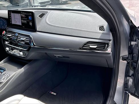 Used 2023 BMW M5 w/ Competition Package AWD/4WD image 19