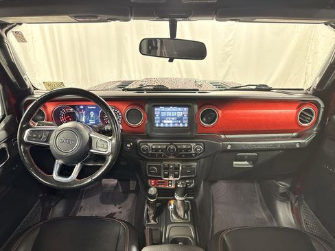 Used 2021 Jeep Wrangler Unlimited Rubicon w/ Cold Weather Group image 16