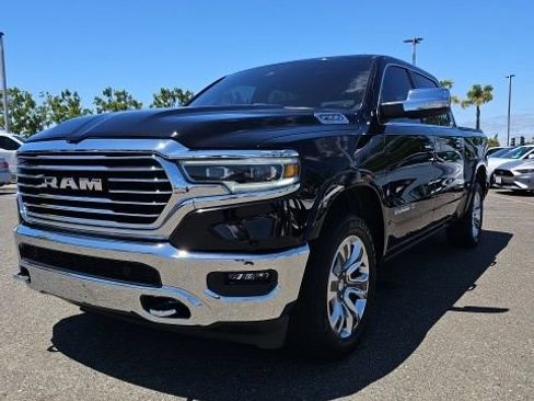 Used 2022 RAM 1500 Limited w/ Trailer Tow Group AWD/4WD image 3