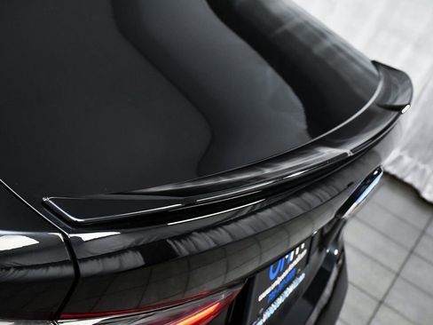 Used 2023 BMW M4 Competition w/ Executive Package image 90