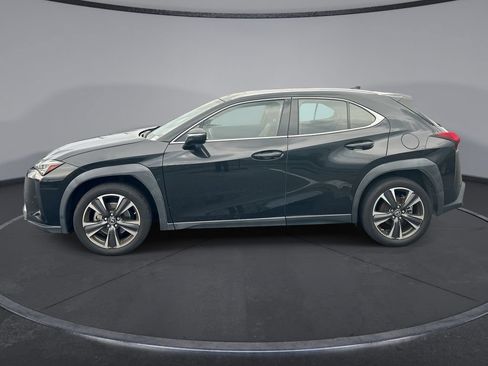 Used 2021 Lexus UX 200 w/ Accessory Package (Z2) FWD image 5
